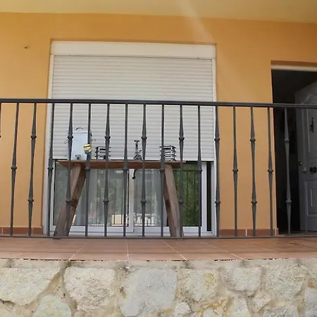La Casa Del Olivo En Montserrat - Holiday home *