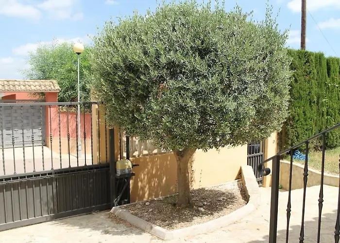 La Casa Del Olivo En Montserrat - *